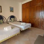 Algarve Nook - Coral Do Vau *** *