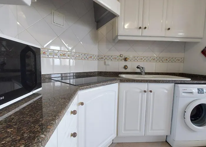 Algarve Nook - Coral Do Vau ***